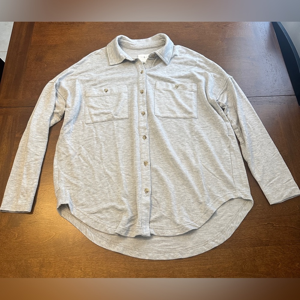 Lou & Grey Signature Soft Light Gray Casual Button-Down Shirt